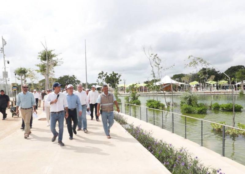Junto con empresarios yucatecos, el Gobernador Mauricio Vila Dosal constata que el Gran Parque La Plancha ya es el mejor del país