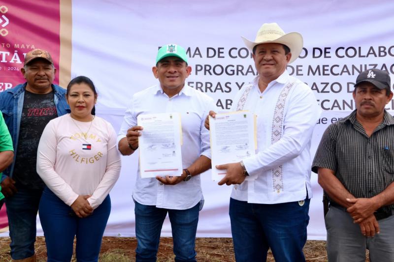 Gobierno del Estado impulsa en Muna la mecanización de tierras