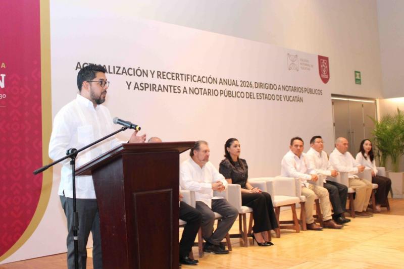 Consejería Jurídica y Colegio Notarial impulsan actualización de las y los fedatarios