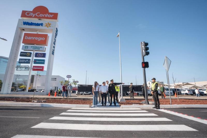 Gobernador Joaquín Díaz Mena entrega obras de modernización vial en City Center