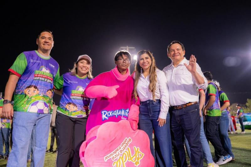 Cientos de familias participan en el Mundial del Renacimiento Familiar: Sonrisas y Goles 2026