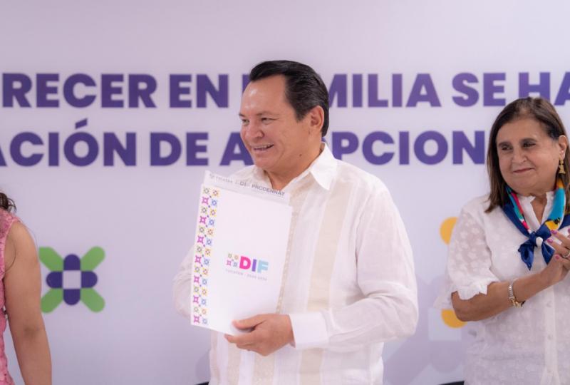DIF Yucatán concreta adopciones que garantizan el derecho a vivir en familia