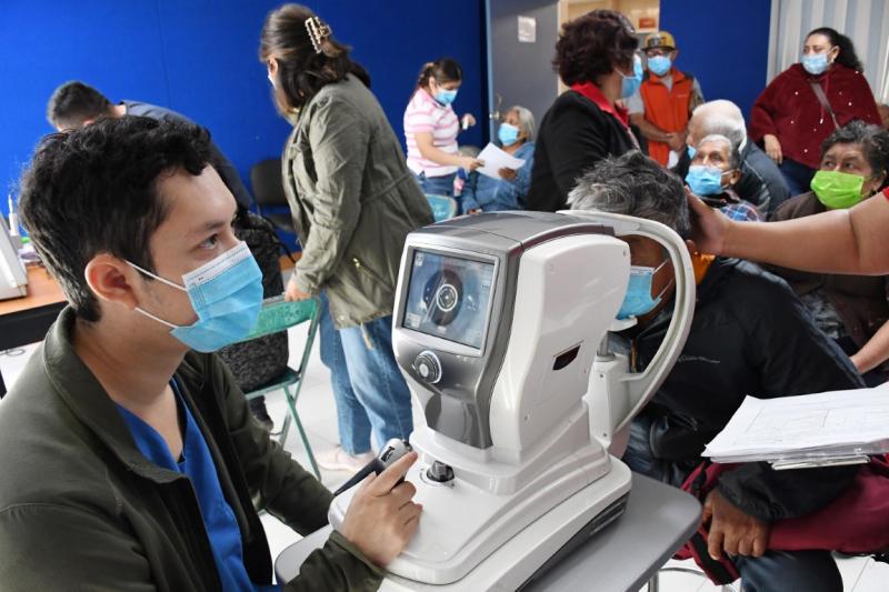 Jornada de valoración de cataratas en el Hospital Comunitario de Peto