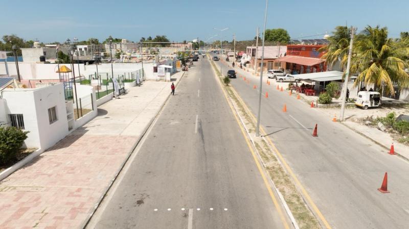 Entregan reconstrucción de calles en Progreso y Flamboyanes