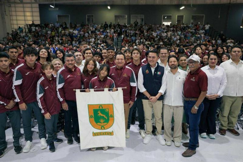 Abanderan a delegación yucateca rumbo a la Olimpiada Nacional Conade 2026