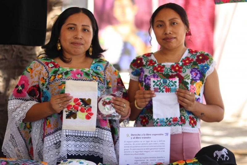 Historias de superación en la Feria Artesanal por los Derechos de las Mujeres