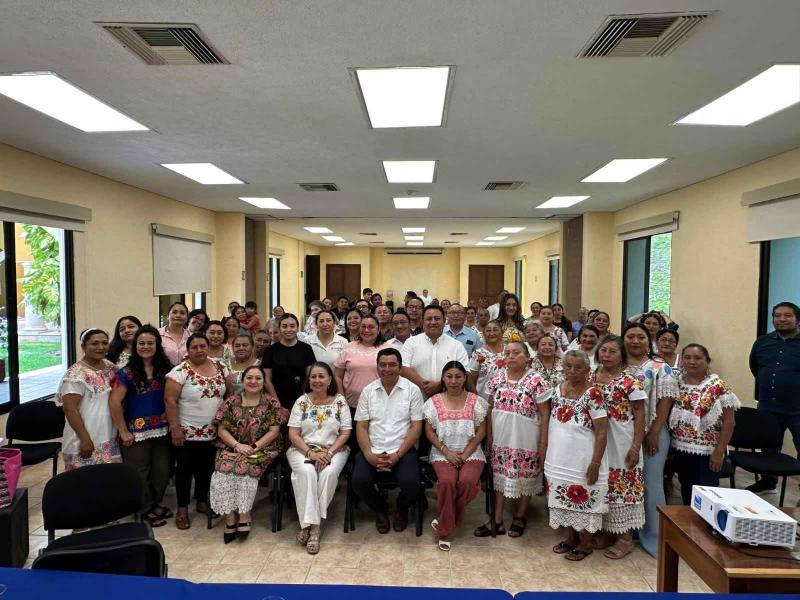 Reconocen labor de parteras tradicionales del sur de Yucatán