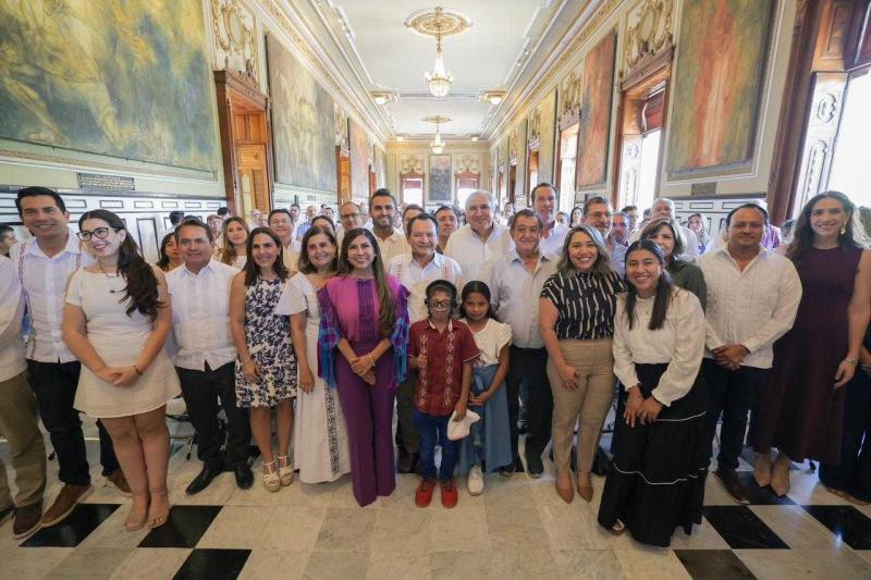 Gobierno de Yucatán y Beneficencia Pública amplían apoyos médicos y funcionales para familias yucatecas