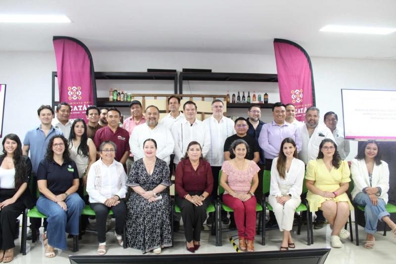 IYEM llevará Ideatones Regionales a universidades de Yucatán para impulsar talento emprendedor