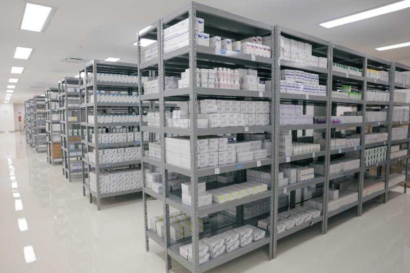 Gobernador Díaz Mena supervisa farmacia del nuevo hospital O’Horán y garantiza medicamentos gratuitos para las familias yucatecas