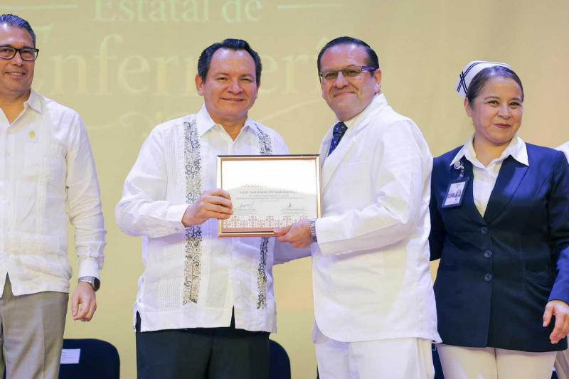 Enfermeras y enfermeros, columna vertebral del sistema de salud de Yucatán