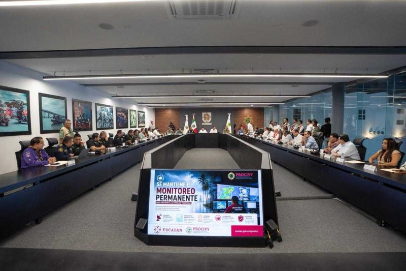 Gobernador Joaquín Díaz Mena encabeza sesión extraordinaria de Protección Civil ante pronóstico de lluvias intensas