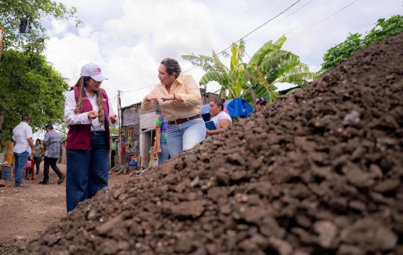 Refuerza DIF Yucatán apoyo en Pueblo Unido