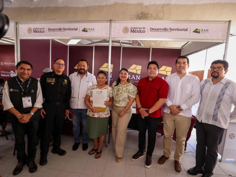 Ventanilla Única Estatal Móvil llega a Dzilam González con más de 150 trámites