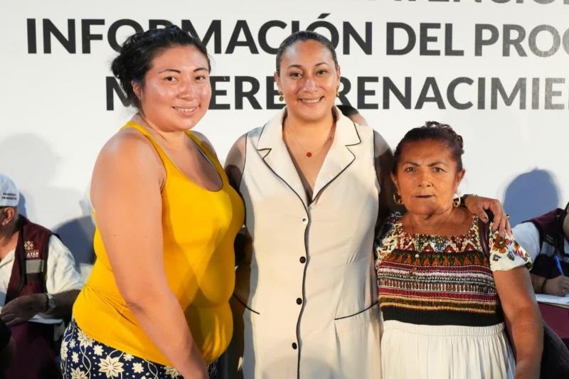 Gobierno del Estado acompaña a beneficiarias de Mujeres Renacimiento