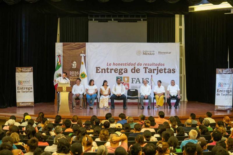Más de 61 millones de pesos benefician a 70 comunidades mayas de Yucatán: Joaquín Díaz Mena
