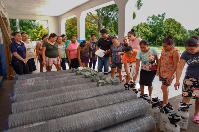 DIF Yucatán impulsa proyectos productivos de mujeres de Canakom