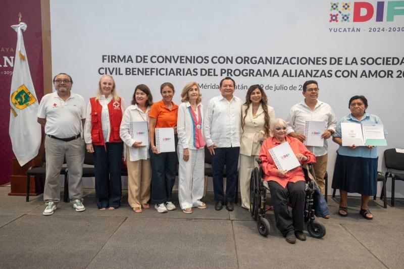 Renacimiento Maya destina 27.6 mdp a organizaciones civiles que cuidan a quienes más lo necesitan