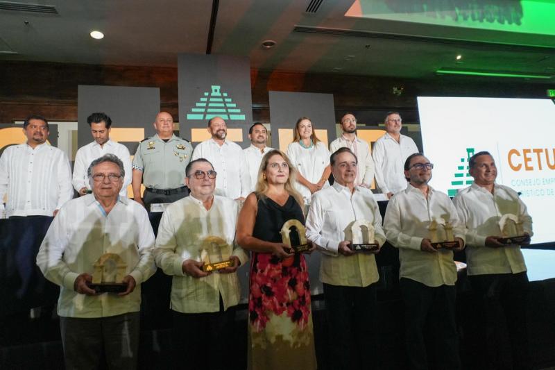 Gobierno del Estado y sector empresarial refrendan alianza para fortalecer el turismo en Yucatán