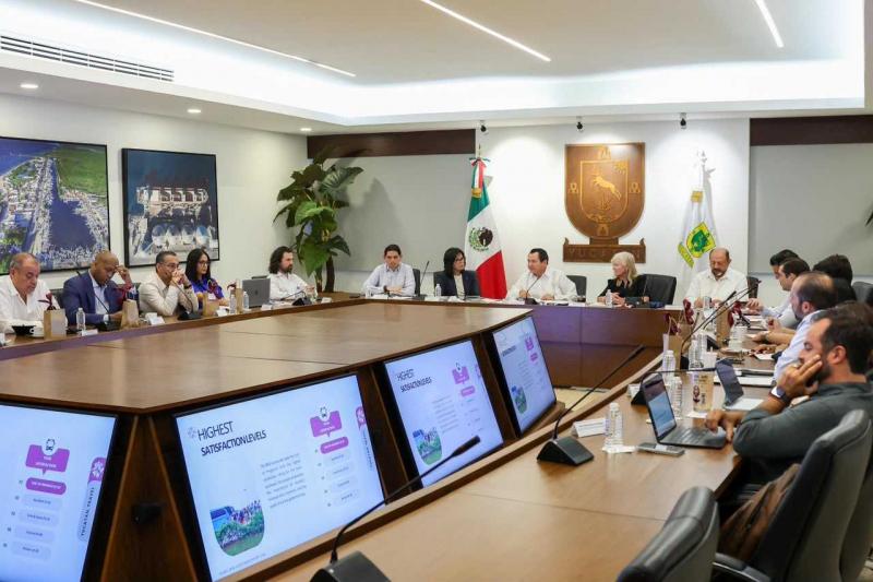Gobierno de Yucatán fortalece alianza con navieras para impulsar Progreso, generar empleos y aumentar derrama económica