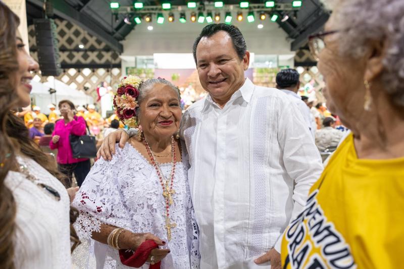 Expo Personas Adultas Mayores brinda servicios gratuitos y actividades de bienestar