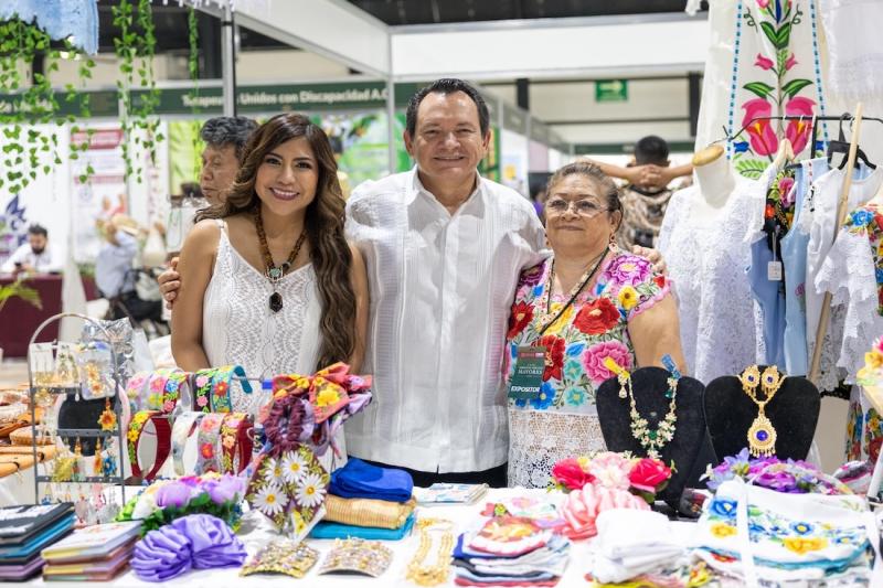 Expo Personas Adultas Mayores brinda servicios gratuitos y actividades de bienestar