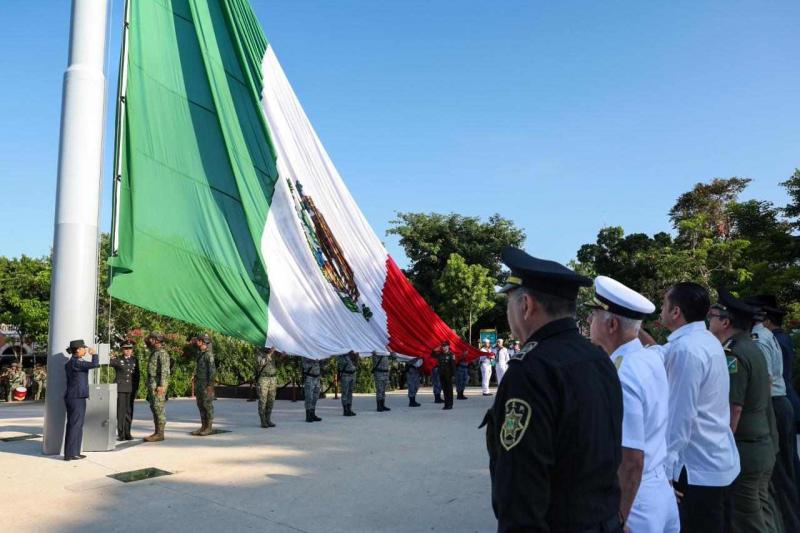 Yucatán inicia festejos por Mes de la Patria