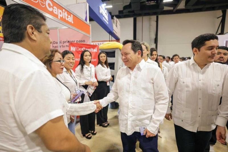 Con acciones concretas, Renacimiento Maya acerca la vivienda digna a más familias