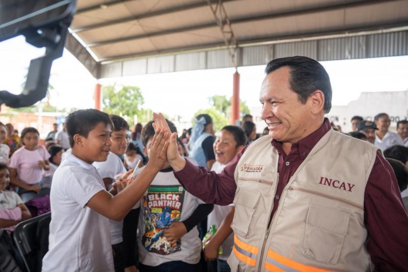 Cumple Renacimiento Maya con carreteras en Oxkutzcab