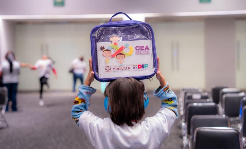 DIF Yucatán fortalece acompañamiento a familias de niñas y niños con trastorno del espectro autista