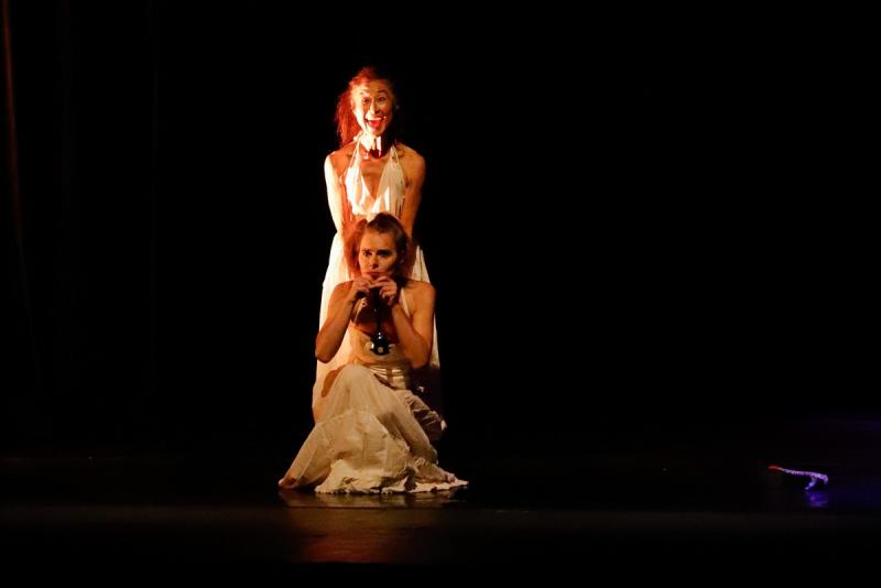 Yumiko Yoshioka y Marlène Jöbstl cautivan con danza butoh en el Otoño Cultural 2026