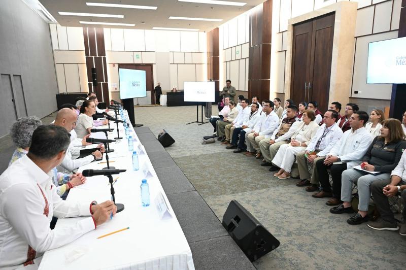 El O’Horán y dos hospitales más ya son IMSS-Bienestar; otros cinco se suman en enero: Sheinbaum y Díaz Mena revisan el avance en Yucatán