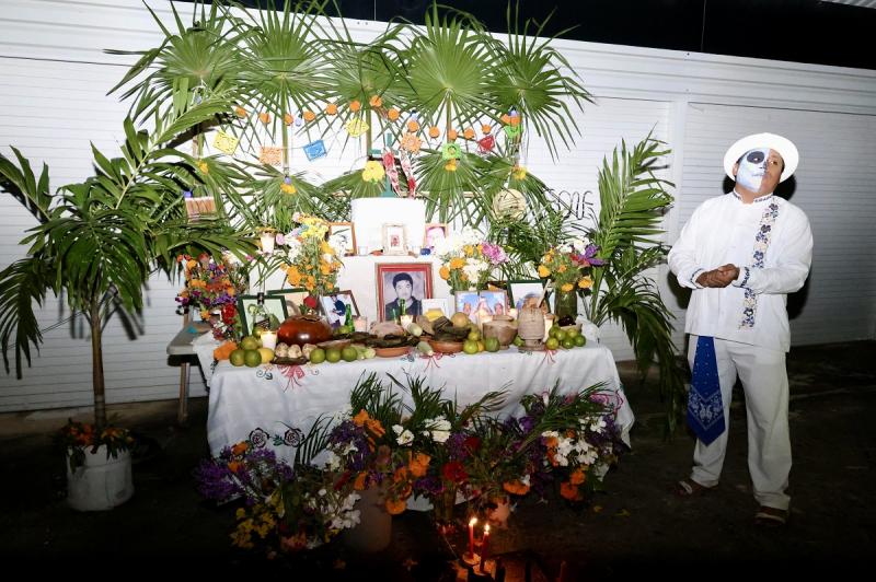 Paseo de los Sustos y Tradición reúne a más de cinco mil personas