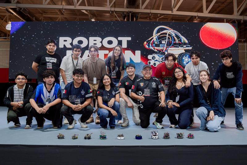 Premia Yucatán el talento de las juventudes en robótica