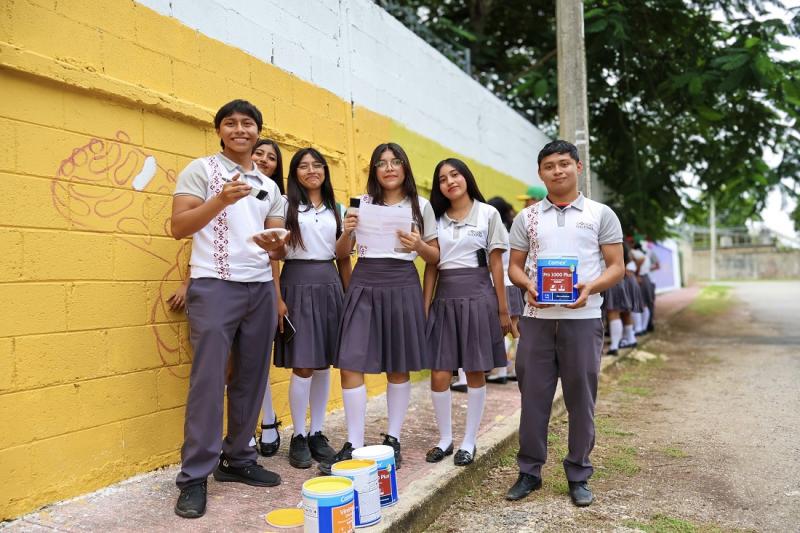 Juventudes de Yucatán se suman a la creación del Mural Temático más Grande del Mundo