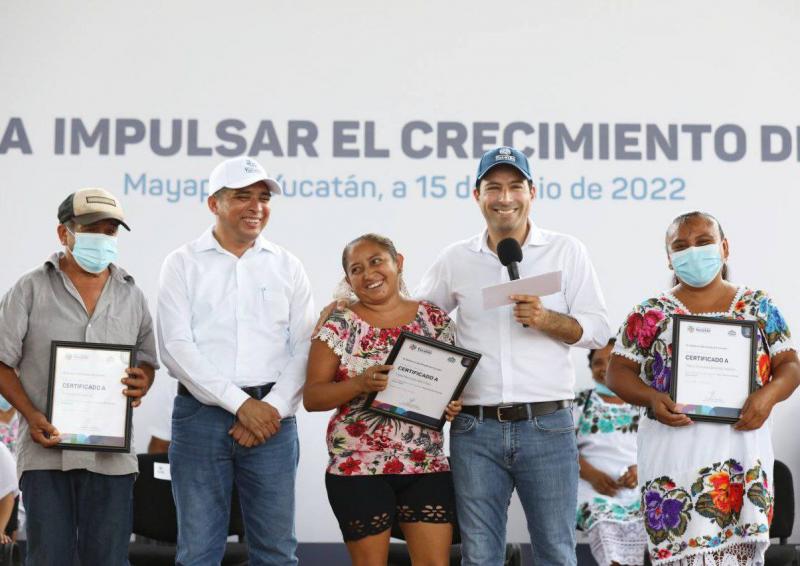 Con apoyos, el Gobierno de Mauricio Vila Dosal transforma Yucatán y sus municipios