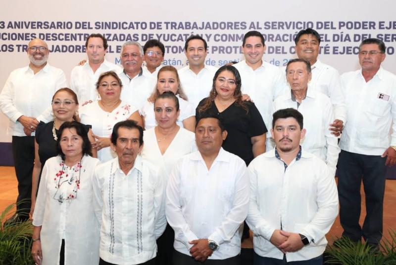 Reconoce el Gobernador Mauricio Vila Dosal labor de trabajadores sindicalizados del Gobierno del Estado con mejoras a prestaciones salariales