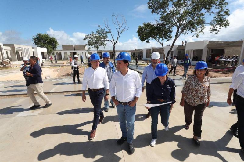 Supervisa el Gobernador Mauricio Vila Dosal, los trabajos de construcción del Centro de Asistencia Social para Niñas, Niños y Adolescentes "Casa Otoch"