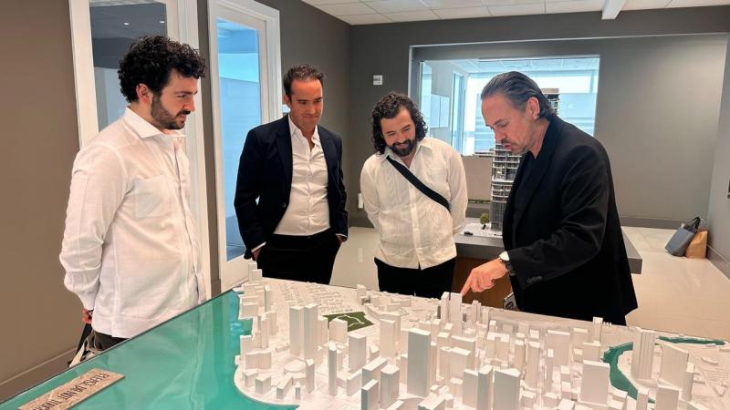 Yucatán acelera su estrategia logística y portuaria en "Seatrade Cruise Global 2025"